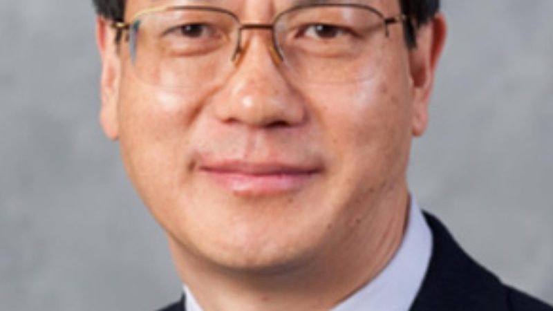 电子加工材质选择：揭秘影响性能的关键因素